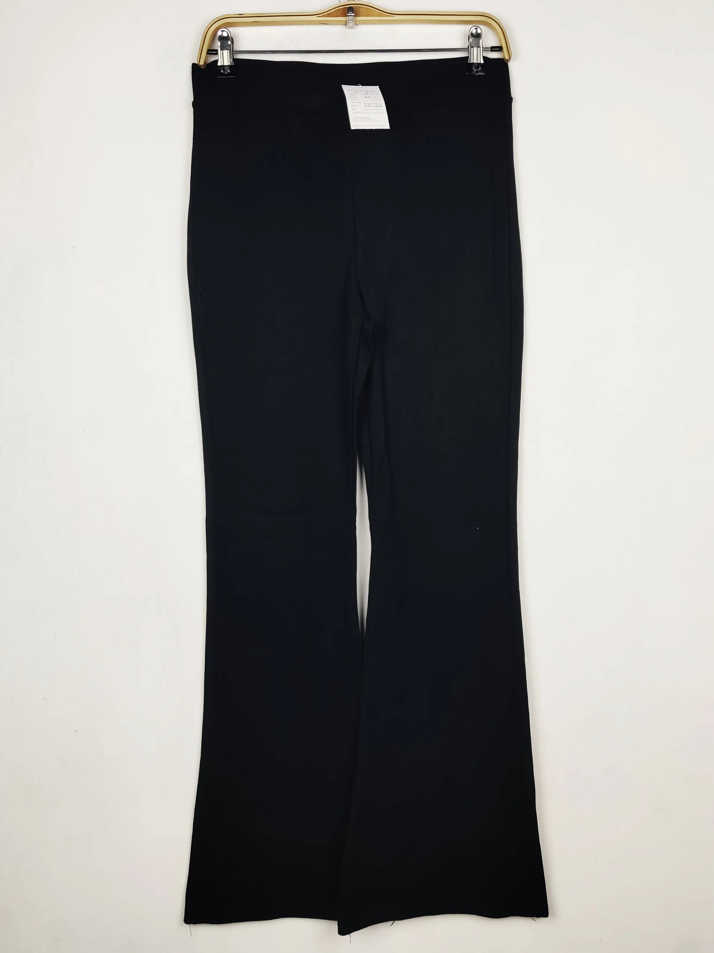 Buy online pre-used pre-loved 100% authentic & Original branded M Collection (TT-3854) available in Pakistan. Top international brands avilable.