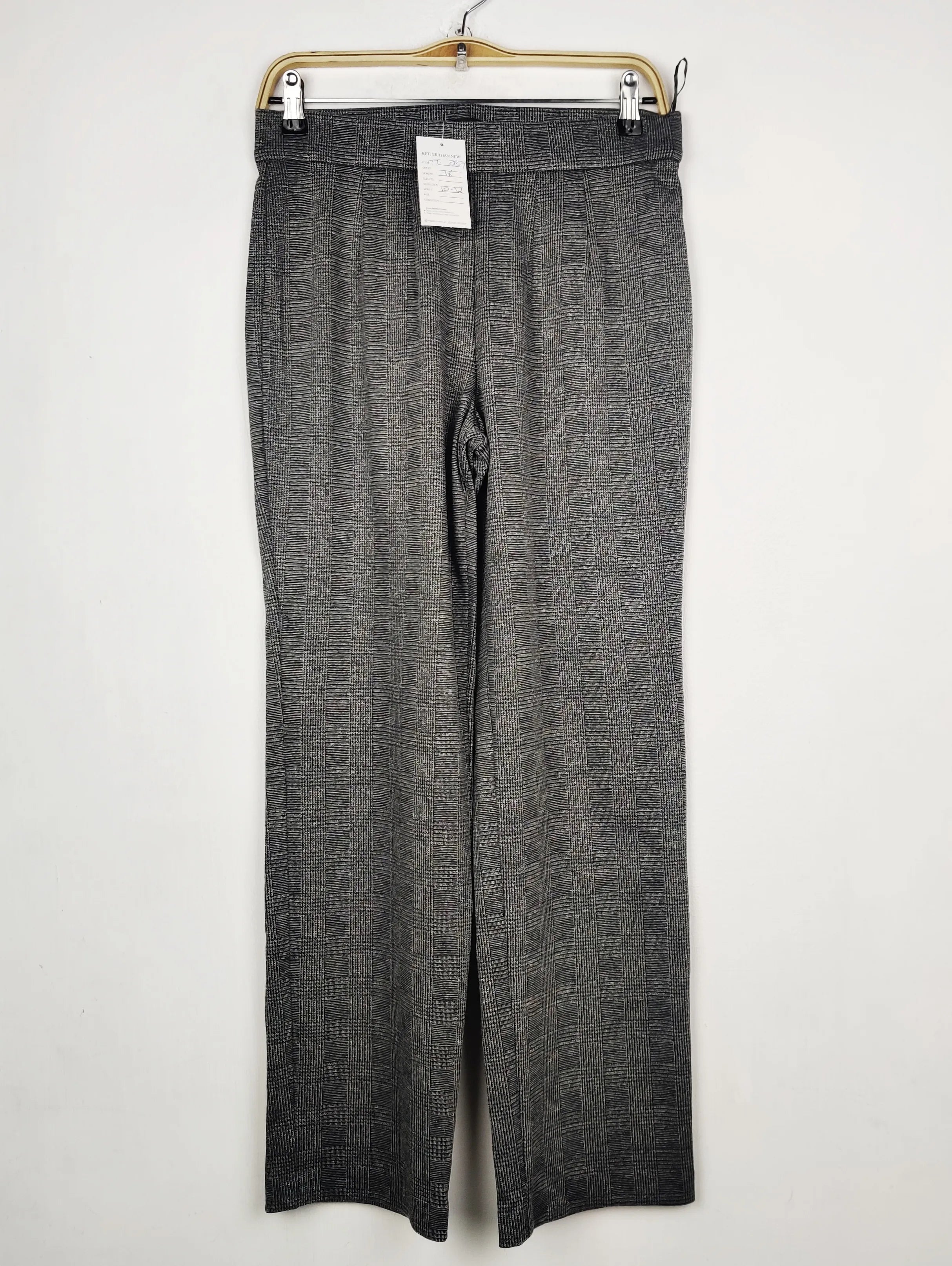Buy online pre-used pre-loved 100% authentic & Original branded Marks & Spencer (TT-3859) available in Pakistan. Top international brands avilable.