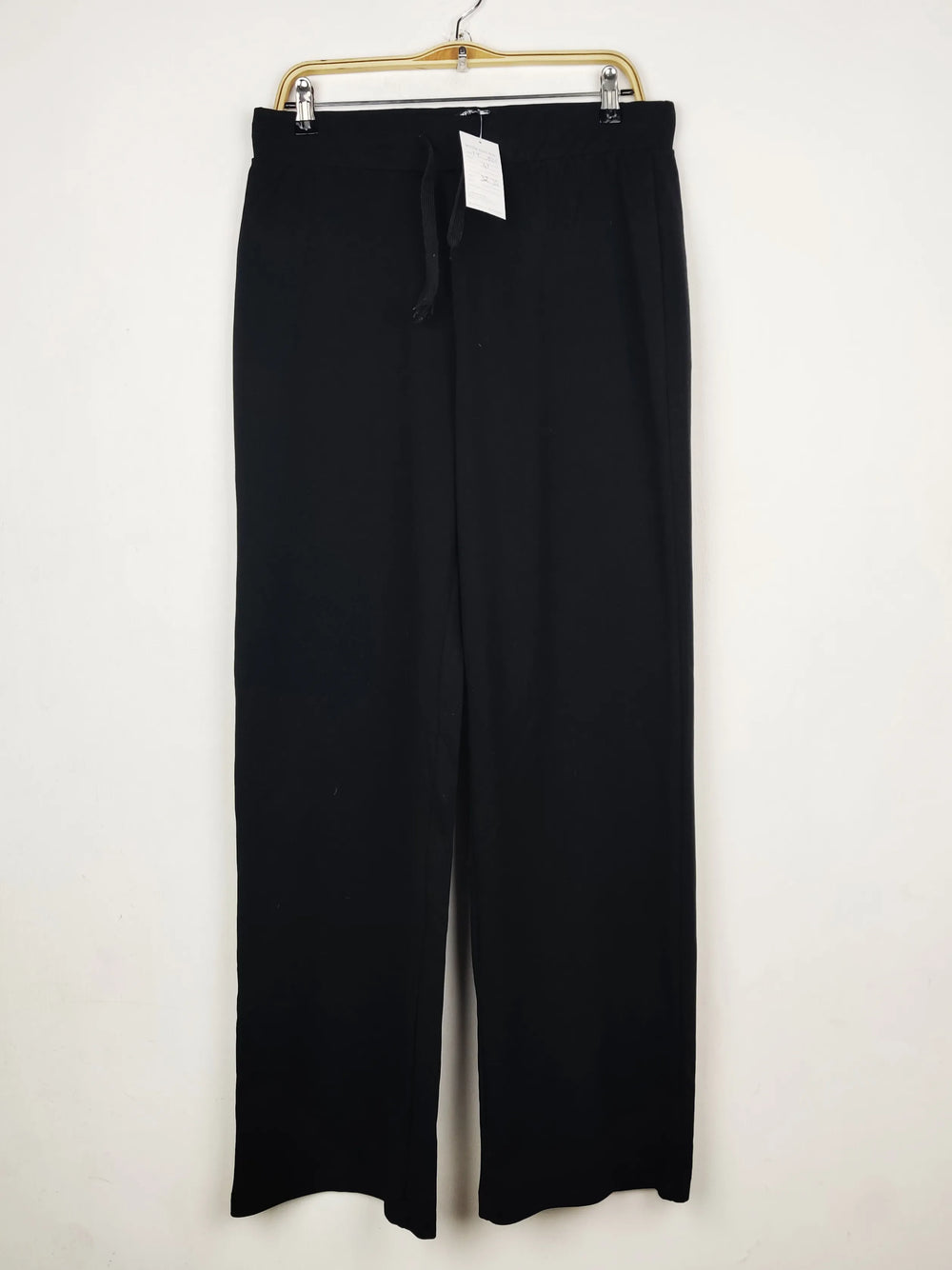 Buy online pre-used pre-loved 100% authentic & Original branded Pep & Co (TT-3865) available in Pakistan. Top international brands avilable.