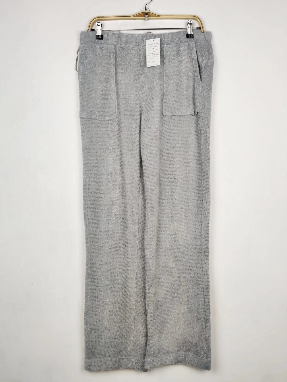 Buy online pre-used pre-loved 100% authentic & Original branded Marks & Spencer (TT-3881) available in Pakistan. Top international brands avilable.