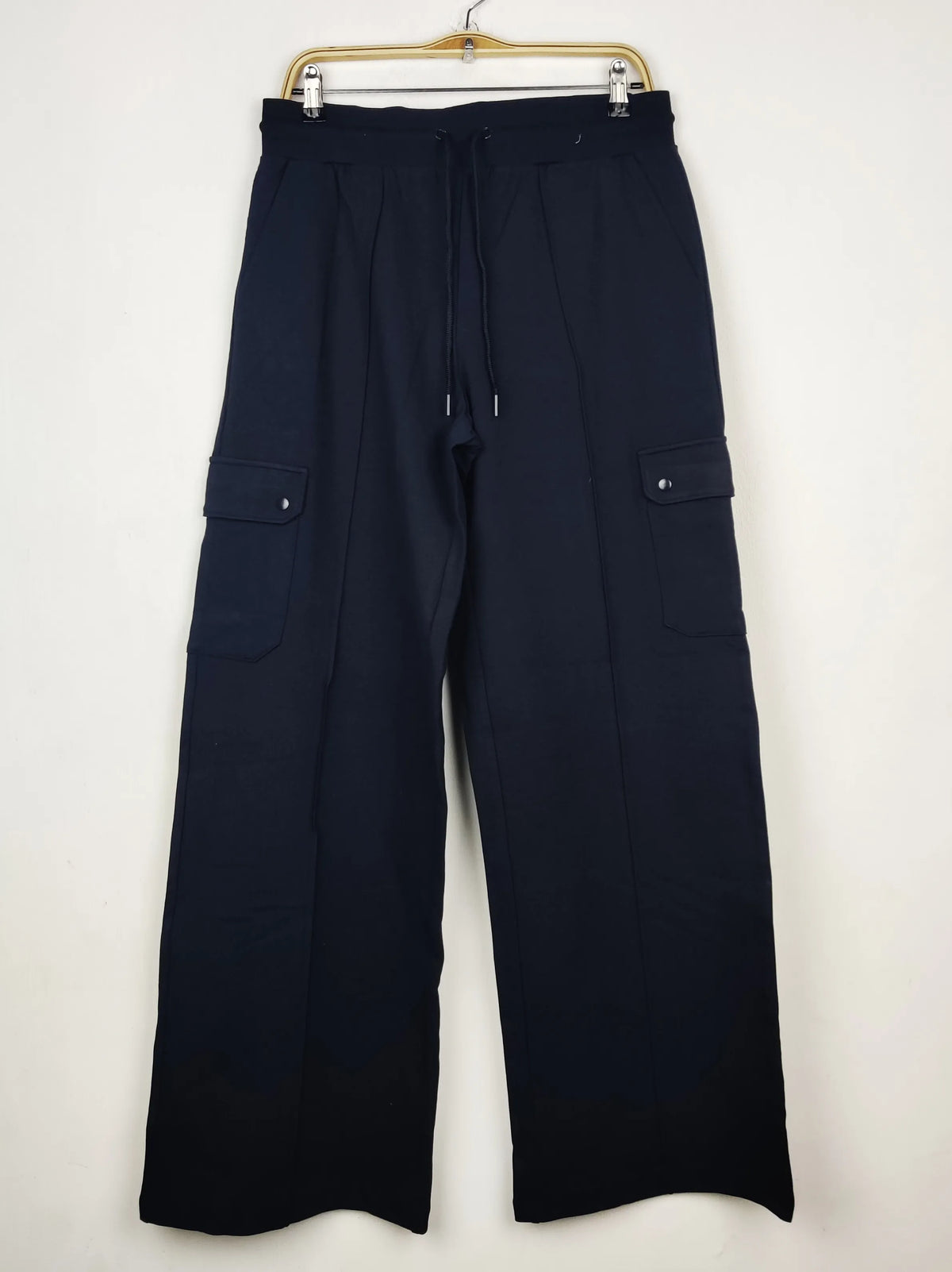 Buy online pre-used pre-loved 100% authentic & Original branded Marks & Spencer (TT-3913) available in Pakistan. Top international brands avilable.