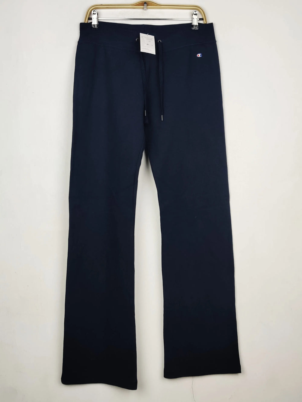 Buy online pre-used pre-loved 100% authentic & Original branded C.H.A.M.P.I.O.N (TT-3939) available in Pakistan. Top international brands avilable.