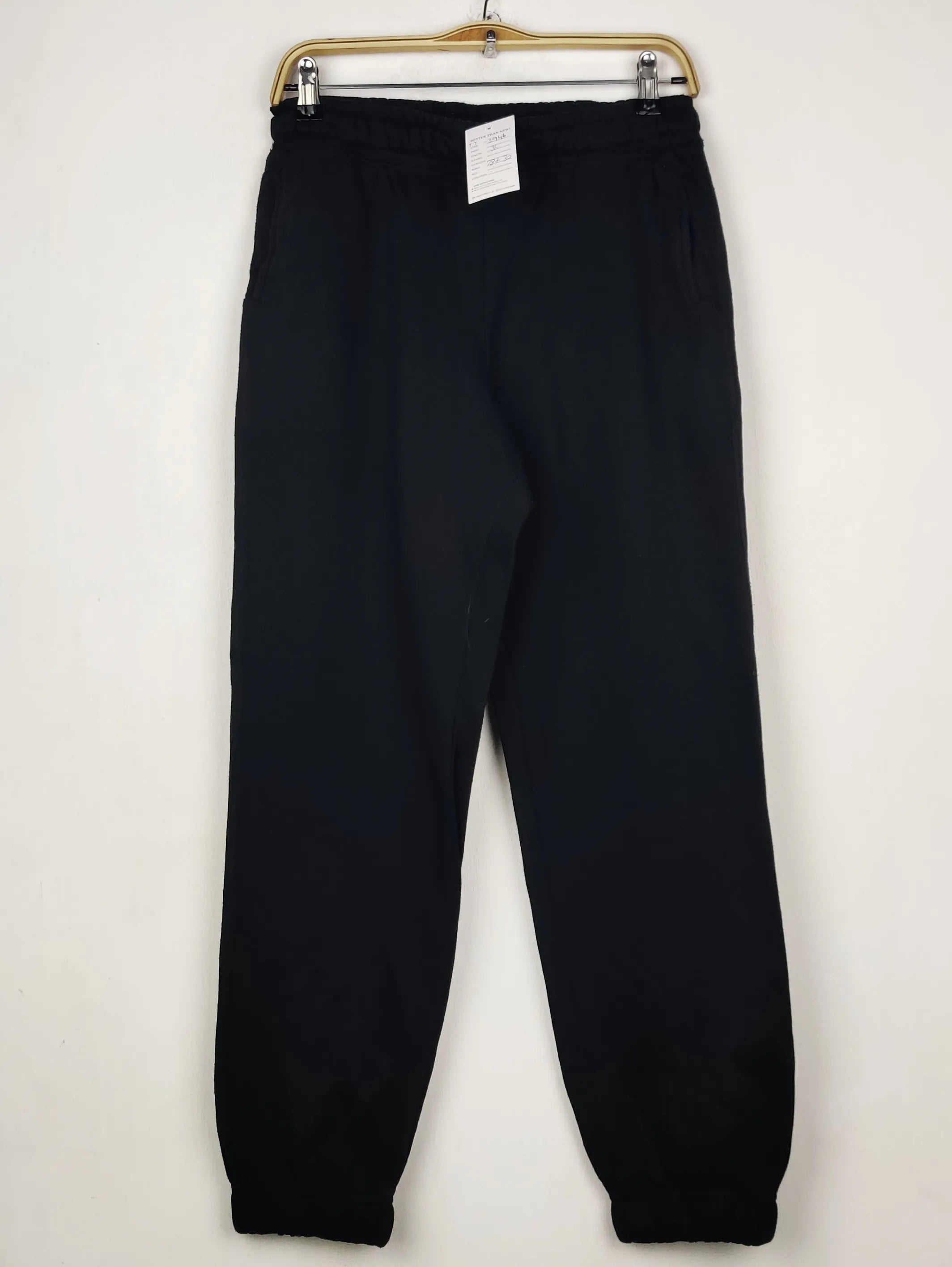 Buy online pre-used pre-loved 100% authentic & Original branded Primark (TT-3946) available in Pakistan. Top international brands avilable.