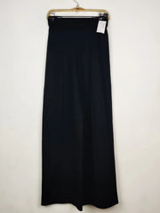 Buy online pre-used pre-loved 100% authentic & Original branded Marks & Spencer (TT-3952) available in Pakistan. Top international brands avilable.