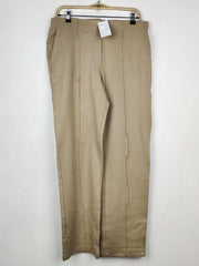Buy online pre-used pre-loved 100% authentic & Original branded Marks & Spencer (TT-3964) available in Pakistan. Top international brands avilable.