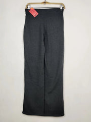 Buy online pre-used pre-loved 100% authentic & Original branded Marks & Spencer (TT-3969) available in Pakistan. Top international brands avilable.