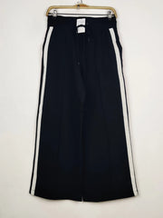 Buy online pre-used pre-loved 100% authentic & Original branded Marks & Spencer (TT-3989) available in Pakistan. Top international brands avilable.