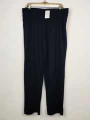 Buy online pre-used pre-loved 100% authentic & Original branded Marks & Spencer (TT-3994) available in Pakistan. Top international brands avilable.