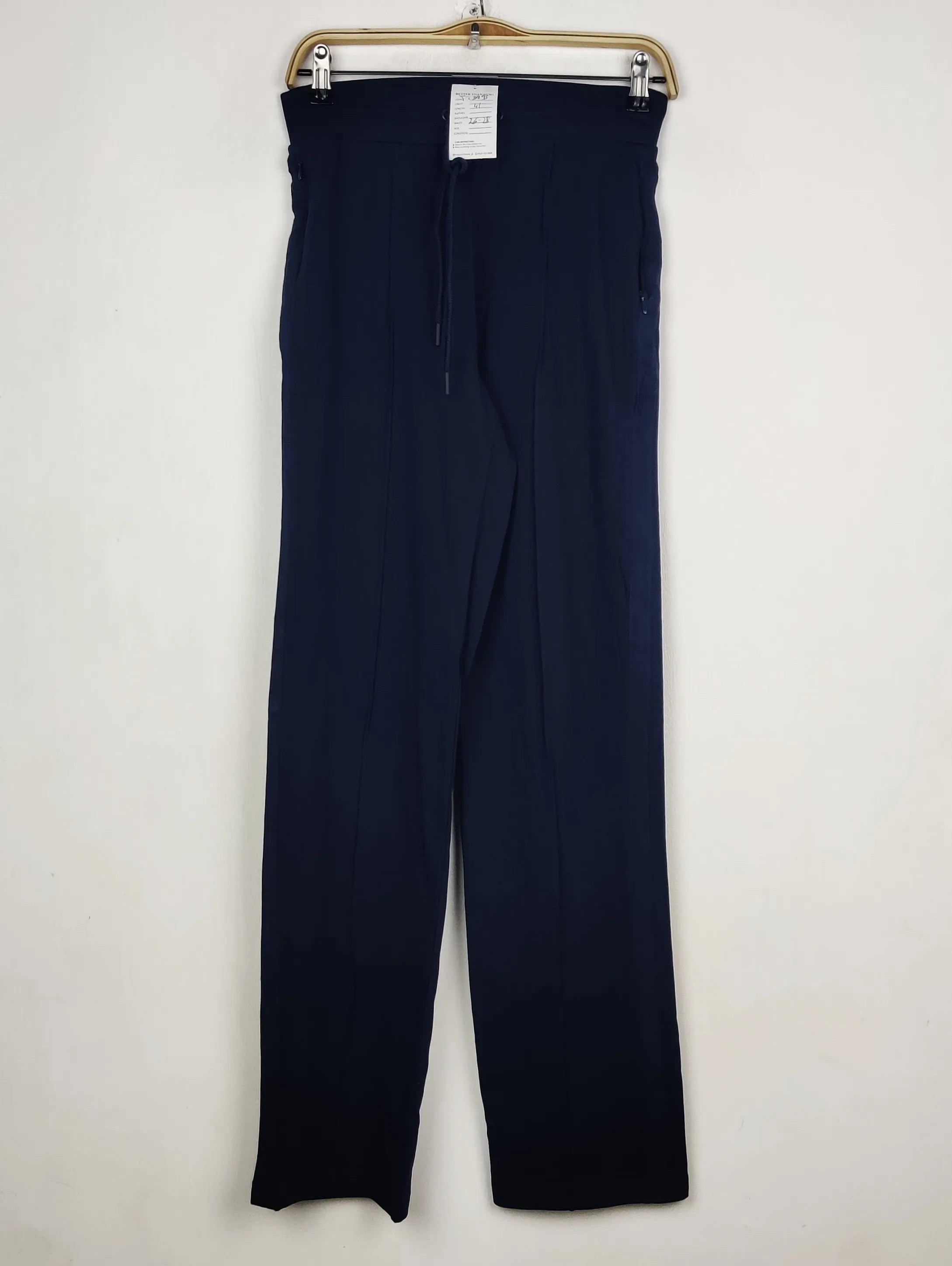 Buy online pre-used pre-loved 100% authentic & Original branded Marks & Spencer (TT-3995) available in Pakistan. Top international brands avilable.