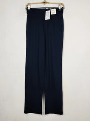 Buy online pre-used pre-loved 100% authentic & Original branded Marks & Spencer (TT-4001) available in Pakistan. Top international brands avilable.