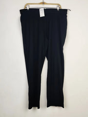 Buy online pre-used pre-loved 100% authentic & Original branded Marks & Spencer (TT-4022) available in Pakistan. Top international brands avilable.