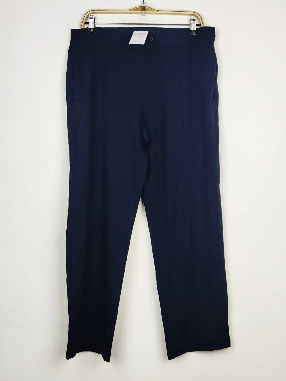 Buy online pre-used pre-loved 100% authentic & Original branded Marks & Spencer (TT-4024) available in Pakistan. Top international brands avilable.
