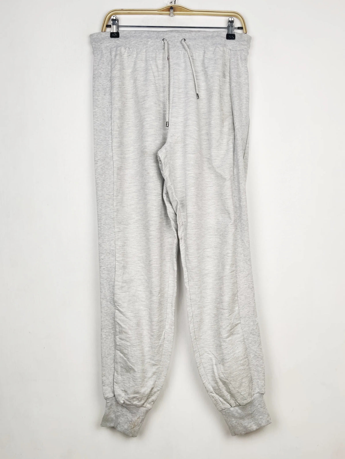 Buy online pre-used pre-loved 100% authentic & Original branded Primark (TT-4026) available in Pakistan. Top international brands avilable.
