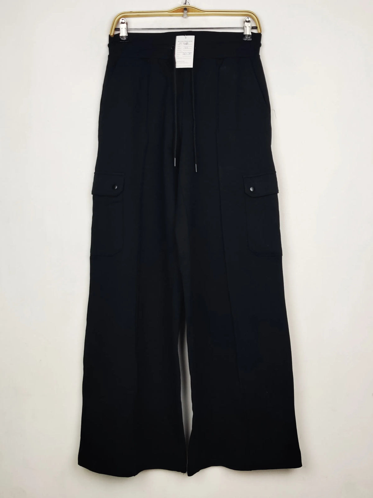 Buy online pre-used pre-loved 100% authentic & Original branded Marks & Spencer (TT-4031) available in Pakistan. Top international brands avilable.