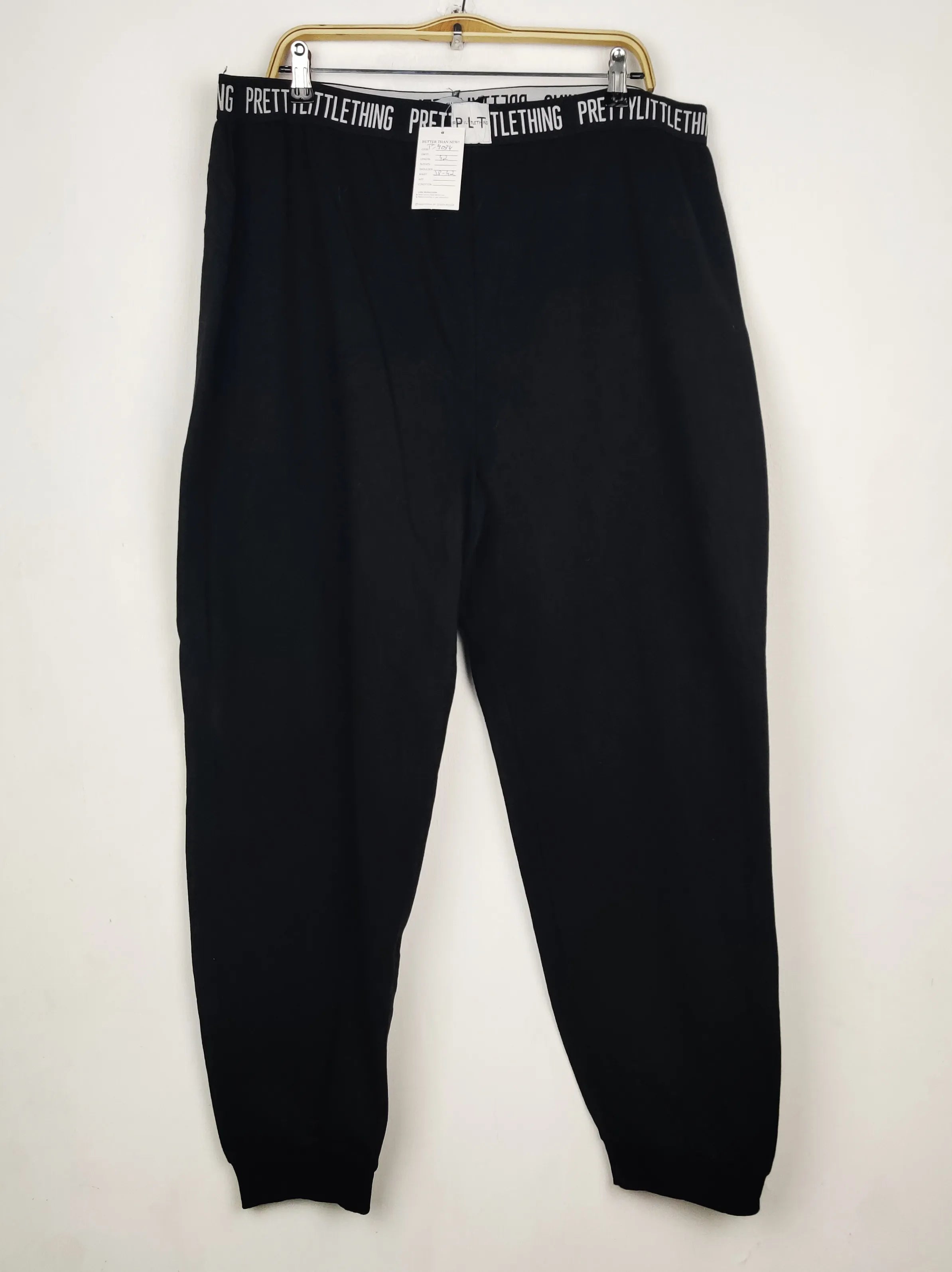 Buy online pre-used pre-loved 100% authentic & Original branded Prettylittlething (TT-4034) available in Pakistan. Top international brands avilable.