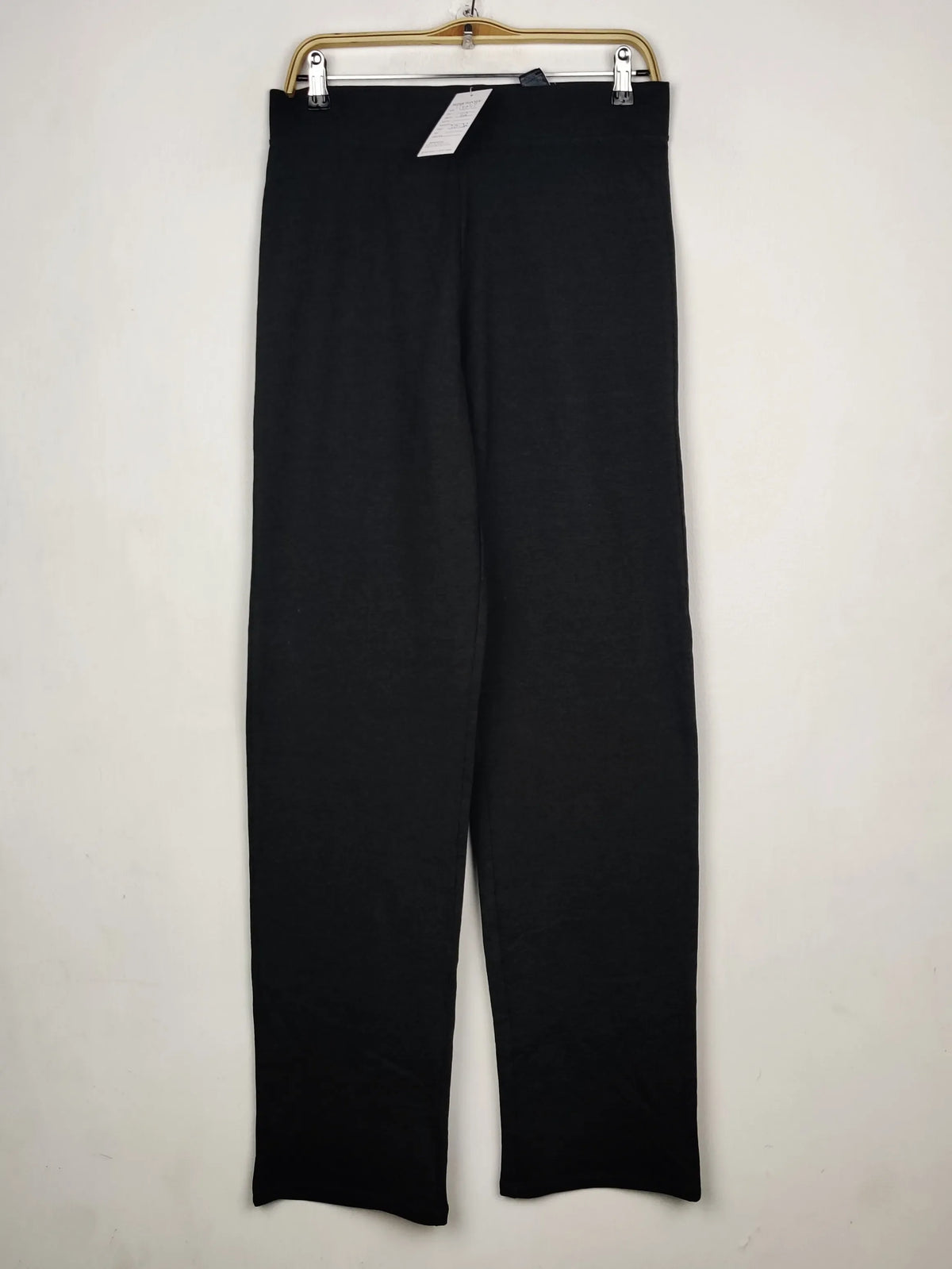 Buy online pre-used pre-loved 100% authentic & Original branded Marks & Spencer (TT-4047) available in Pakistan. Top international brands avilable.