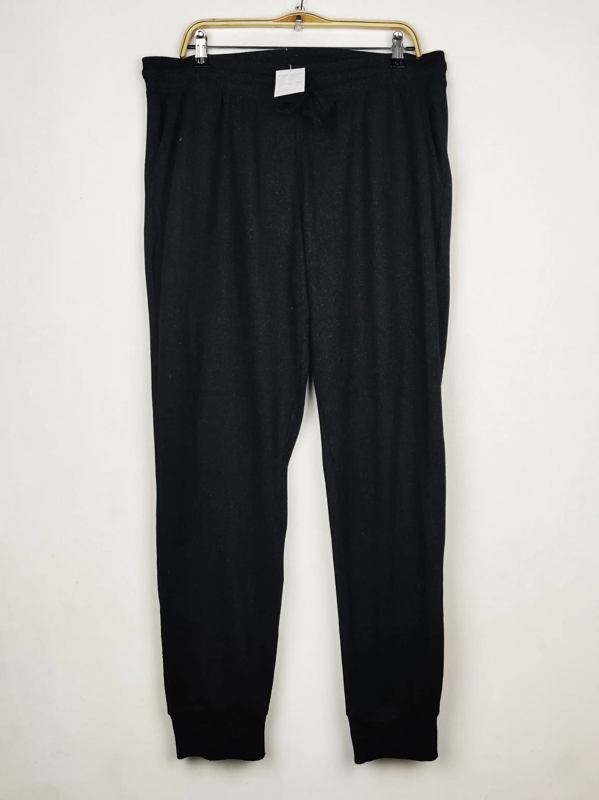 Buy online pre-used pre-loved 100% authentic & Original branded Loungewear (TT-4051) available in Pakistan. Top international brands avilable.