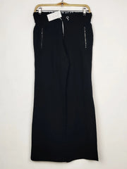 Buy online pre-used pre-loved 100% authentic & Original branded Marks & Spencer (TT-4054) available in Pakistan. Top international brands avilable.