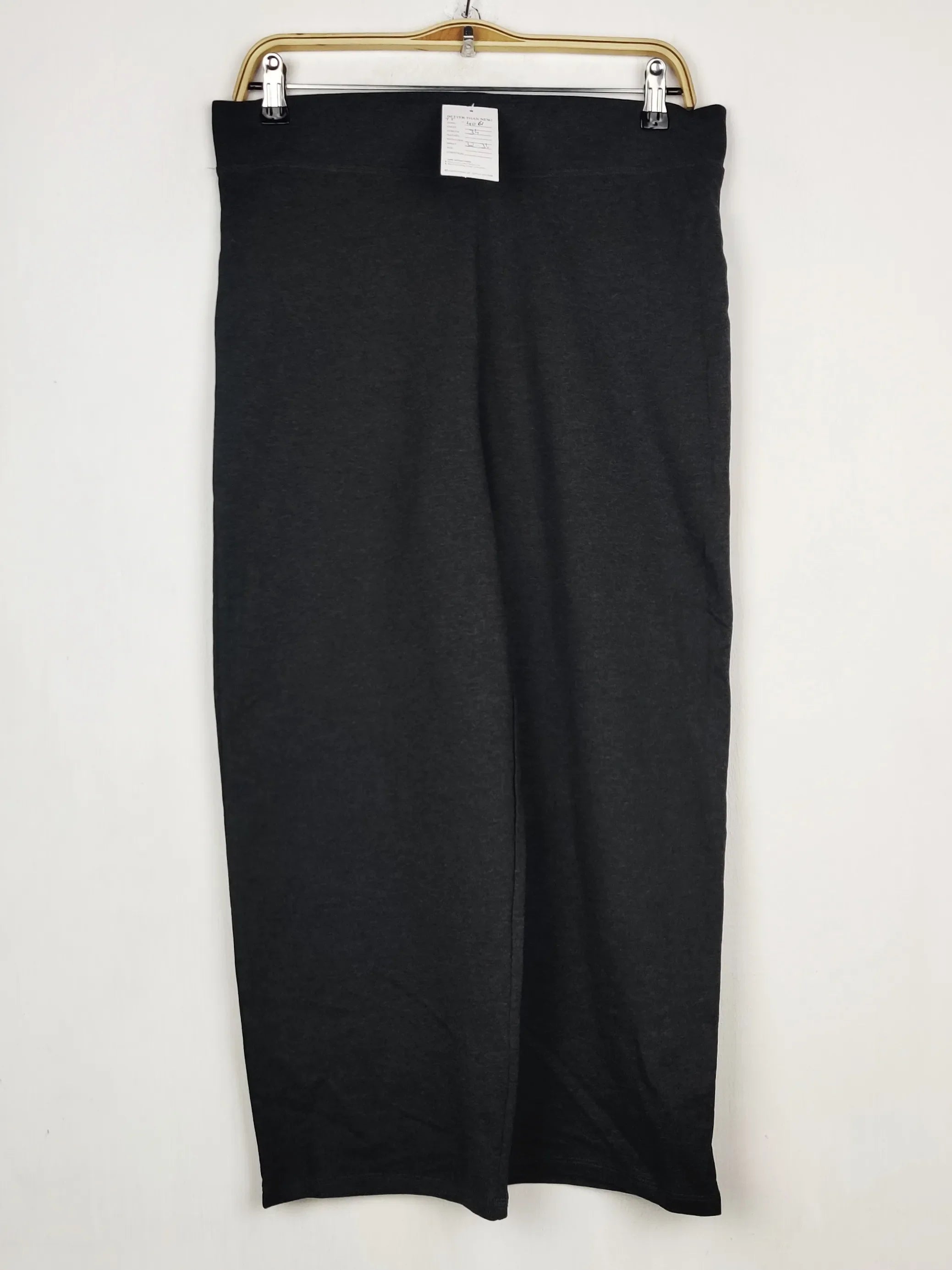 Buy online pre-used pre-loved 100% authentic & Original branded Marks & Spencer (TT-4061) available in Pakistan. Top international brands avilable.