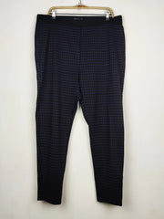 Buy online pre-used pre-loved 100% authentic & Original branded Marks & Spencer (TT-4093) available in Pakistan. Top international brands avilable.