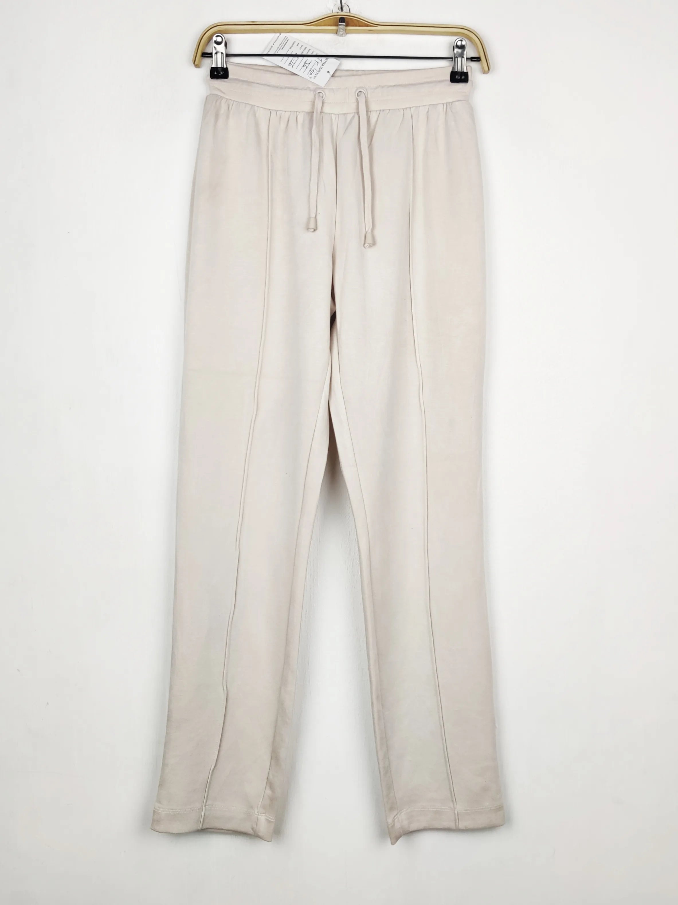 Buy online pre-used pre-loved 100% authentic & Original branded Dunnes Stores (TT-4103) available in Pakistan. Top international brands avilable.