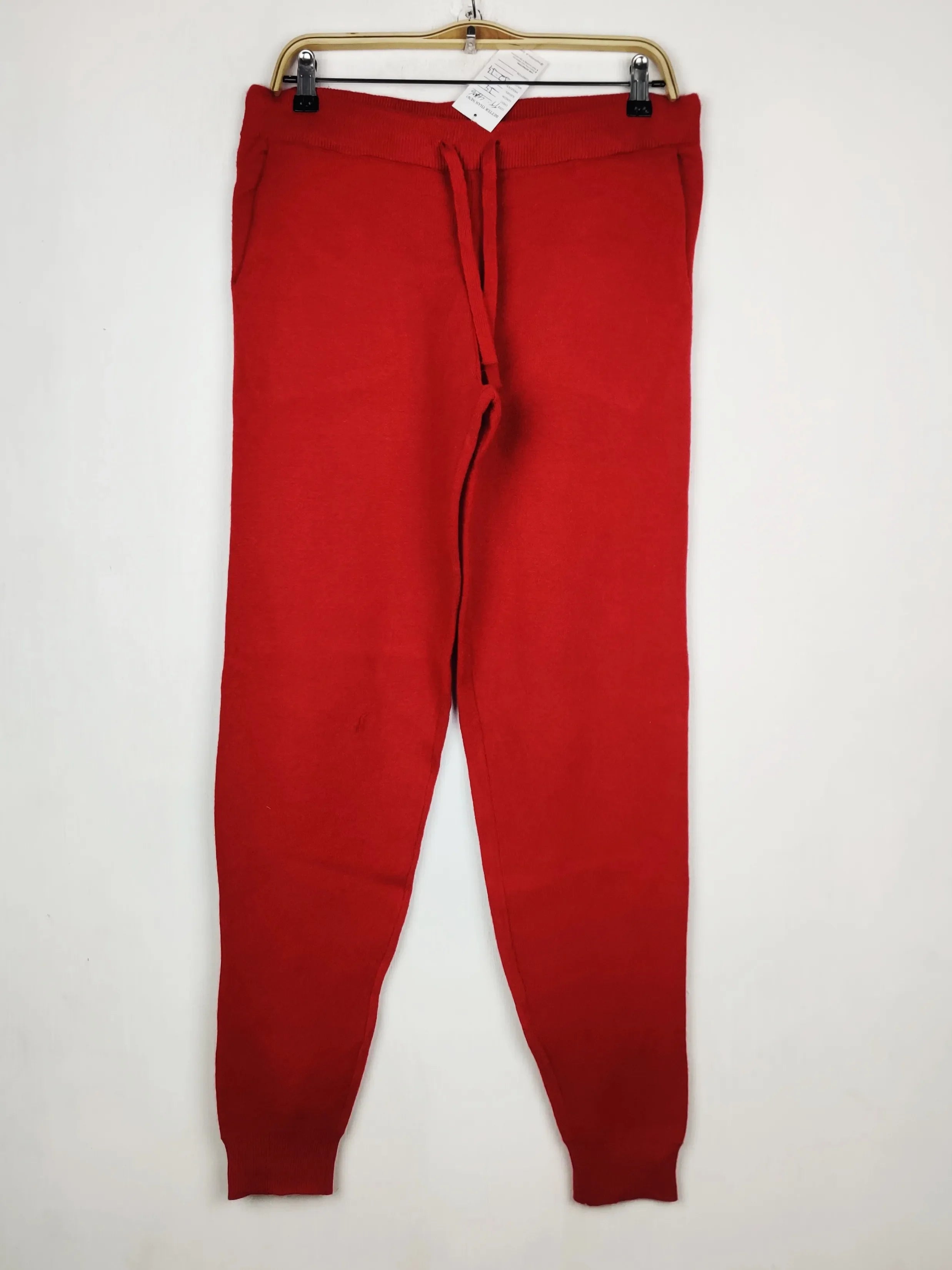 Buy online pre-used pre-loved 100% authentic & Original branded Primark (TT-4106) available in Pakistan. Top international brands avilable.
