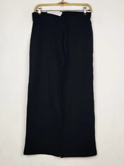 Buy online pre-used pre-loved 100% authentic & Original branded Marks & Spencer (TT-4132) available in Pakistan. Top international brands avilable.