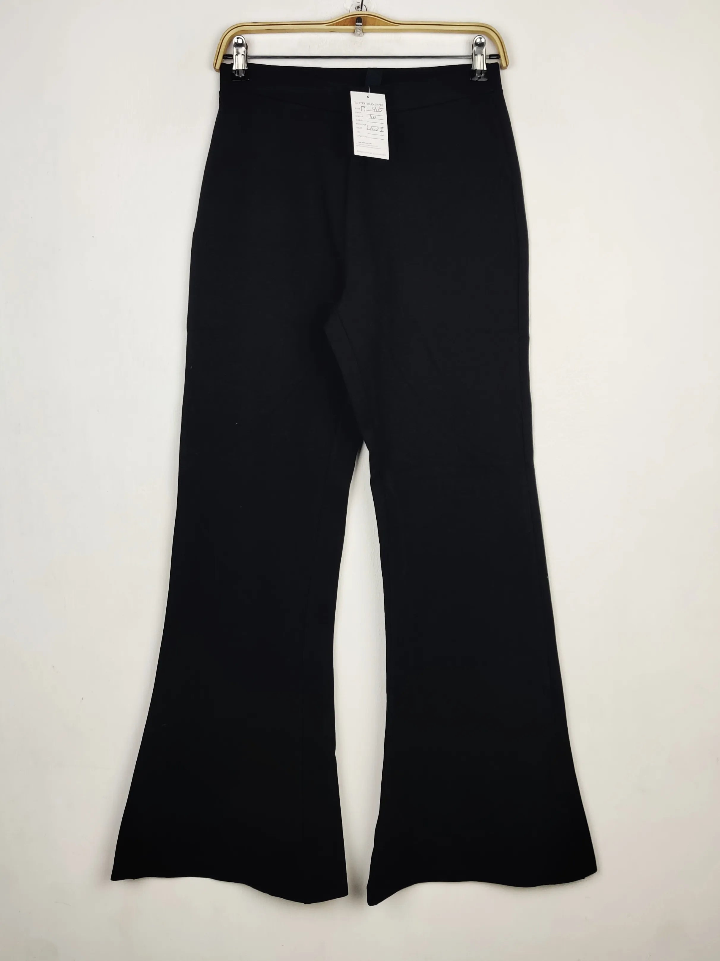 Buy online pre-used pre-loved 100% authentic & Original branded Piazza Italia (TT-4135) available in Pakistan. Top international brands avilable.