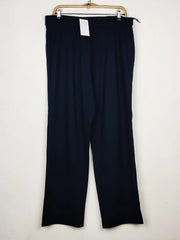 Buy online pre-used pre-loved 100% authentic & Original branded Marks & Spencer (TT-4166) available in Pakistan. Top international brands avilable.