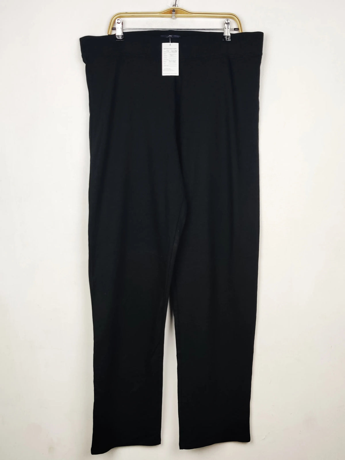 Buy online pre-used pre-loved 100% authentic & Original branded Marks & Spencer (TT-4179) available in Pakistan. Top international brands avilable.