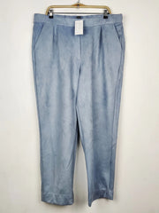 Buy online pre-used pre-loved 100% authentic & Original branded Primark (TT-4190) available in Pakistan. Top international brands avilable.