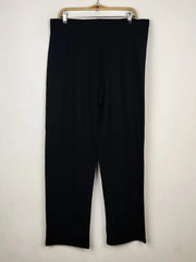 Buy online pre-used pre-loved 100% authentic & Original branded Marks & Spencer (TT-4198) available in Pakistan. Top international brands avilable.