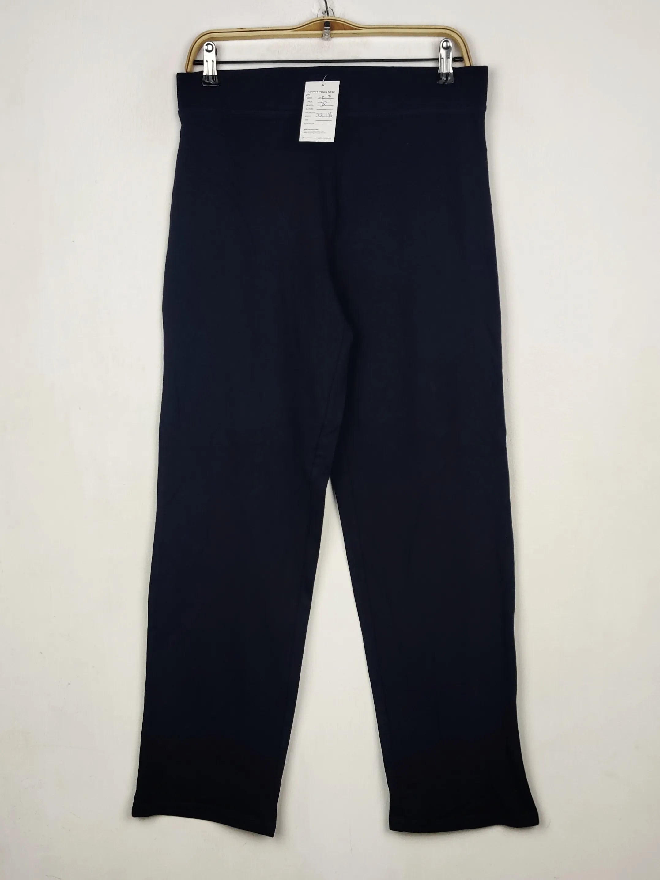 Buy online pre-used pre-loved 100% authentic & Original branded Marks & Spencer (TT-4217) available in Pakistan. Top international brands avilable.