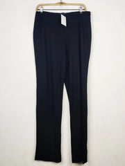 Buy online pre-used pre-loved 100% authentic & Original branded Marks & Spencer (TT-4225) available in Pakistan. Top international brands avilable.