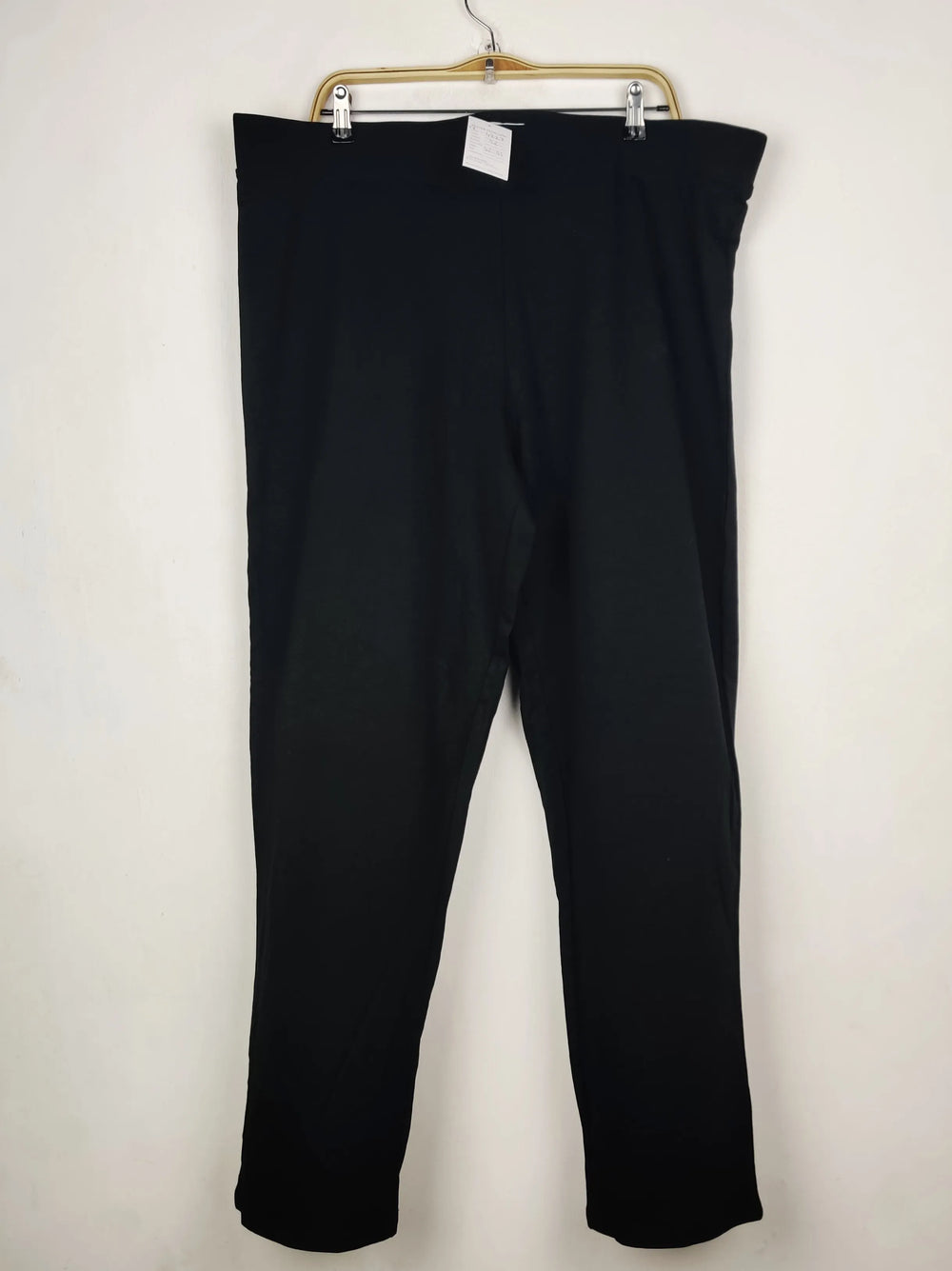 Buy online pre-used pre-loved 100% authentic & Original branded Marks & Spencer (TT-4227) available in Pakistan. Top international brands avilable.
