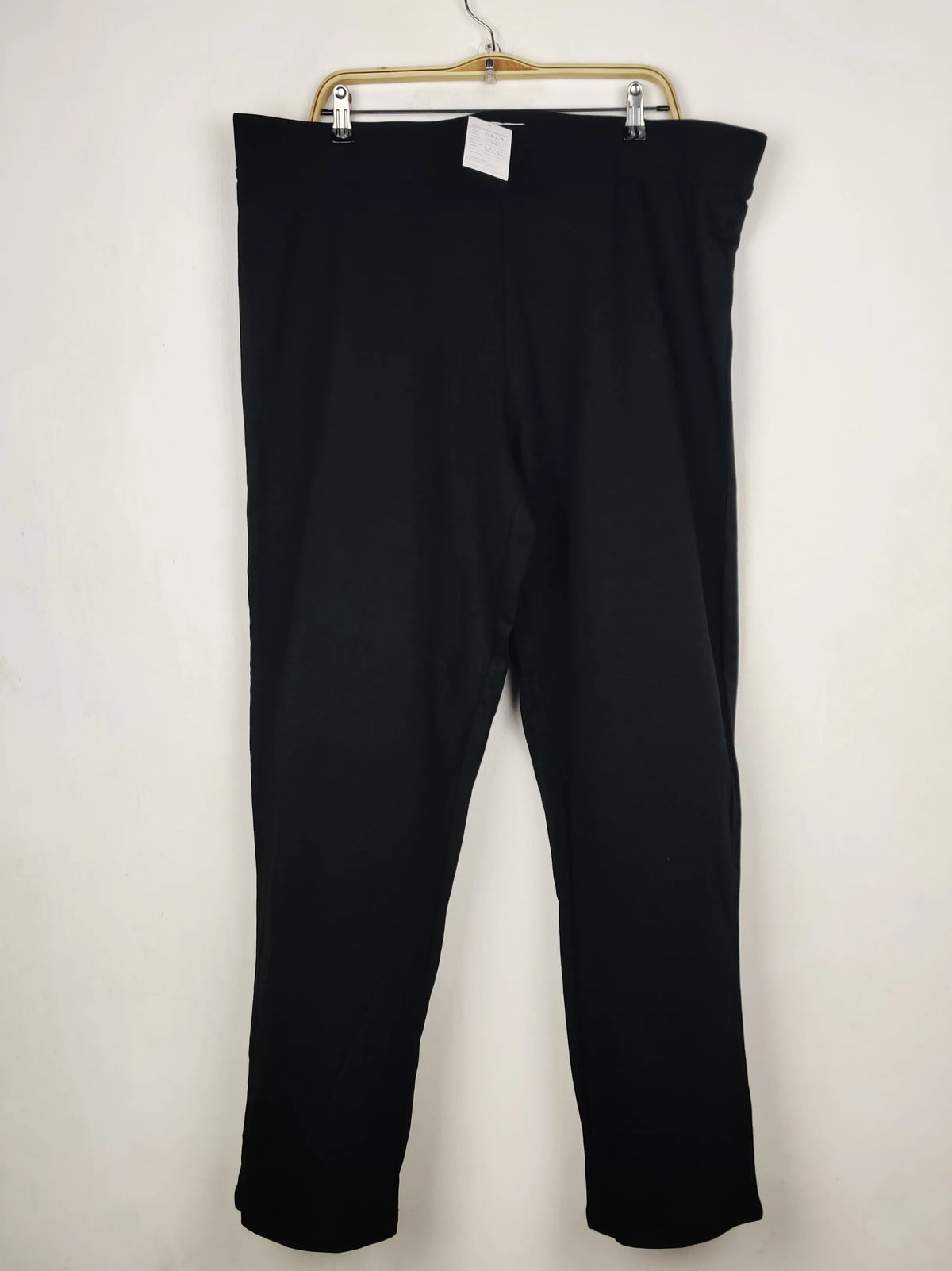 Buy online pre-used pre-loved 100% authentic & Original branded Marks & Spencer (TT-4227) available in Pakistan. Top international brands avilable.