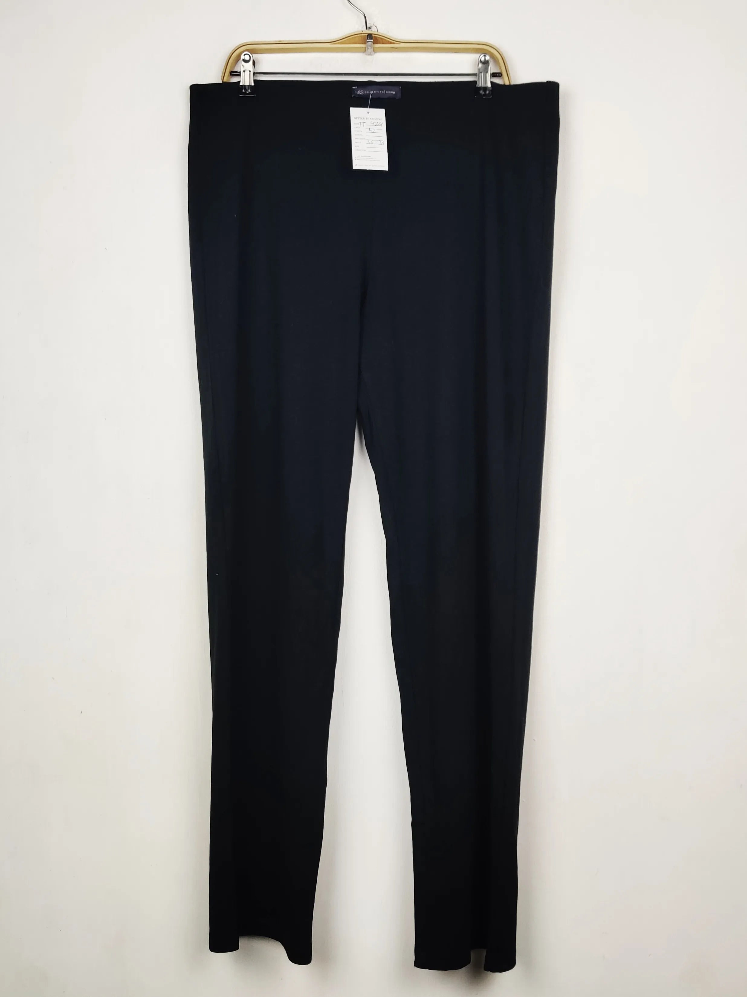 Buy online pre-used pre-loved 100% authentic & Original branded Marks & Spencer (TT-4261) available in Pakistan. Top international brands avilable.