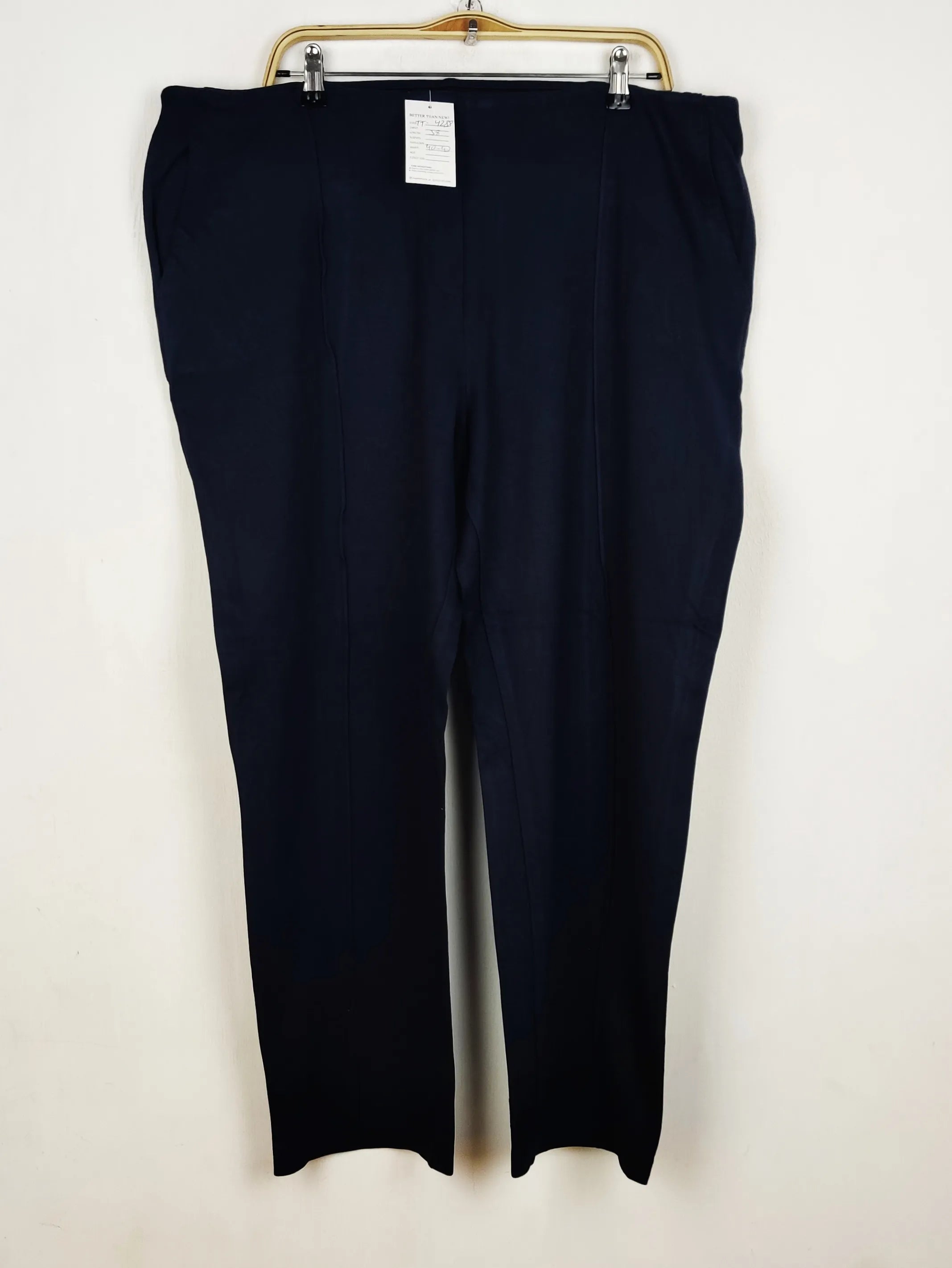 Buy online pre-used pre-loved 100% authentic & Original branded Unknown Brand (TT-4288) available in Pakistan. Top international brands avilable.