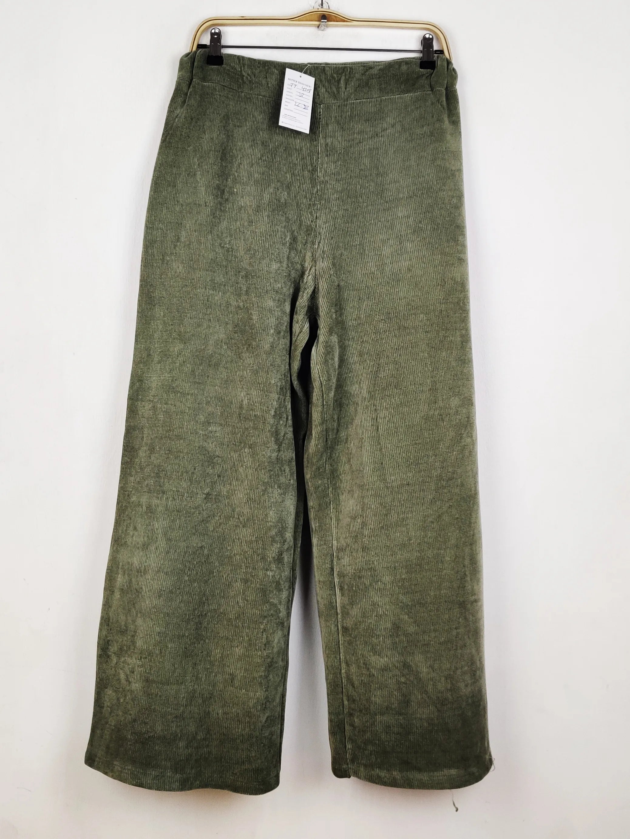 Buy online pre-used pre-loved 100% authentic & Original branded New Collection (TT-4308) available in Pakistan. Top international brands avilable.