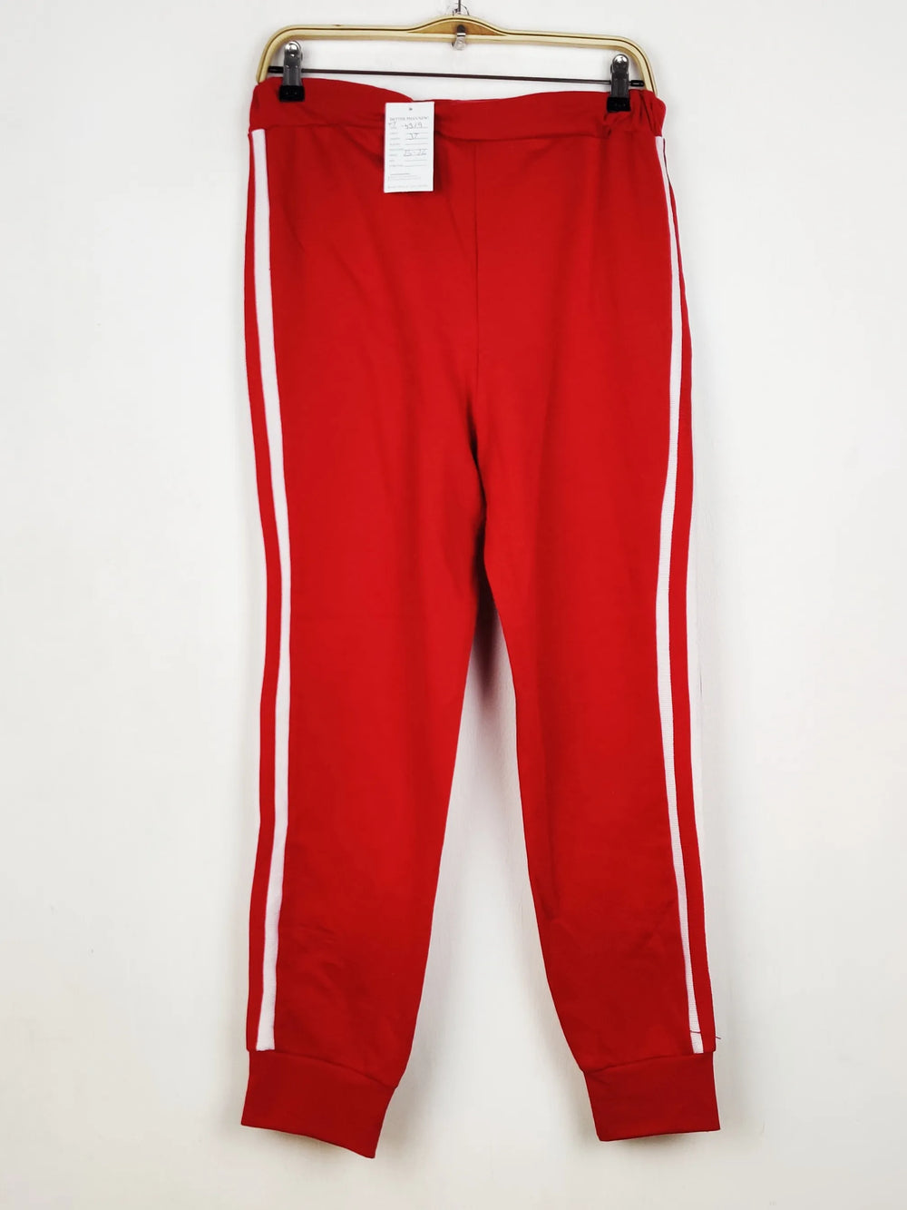 Buy online pre-used pre-loved 100% authentic & Original branded Unknown Brand (TT-4319) available in Pakistan. Top international brands avilable.