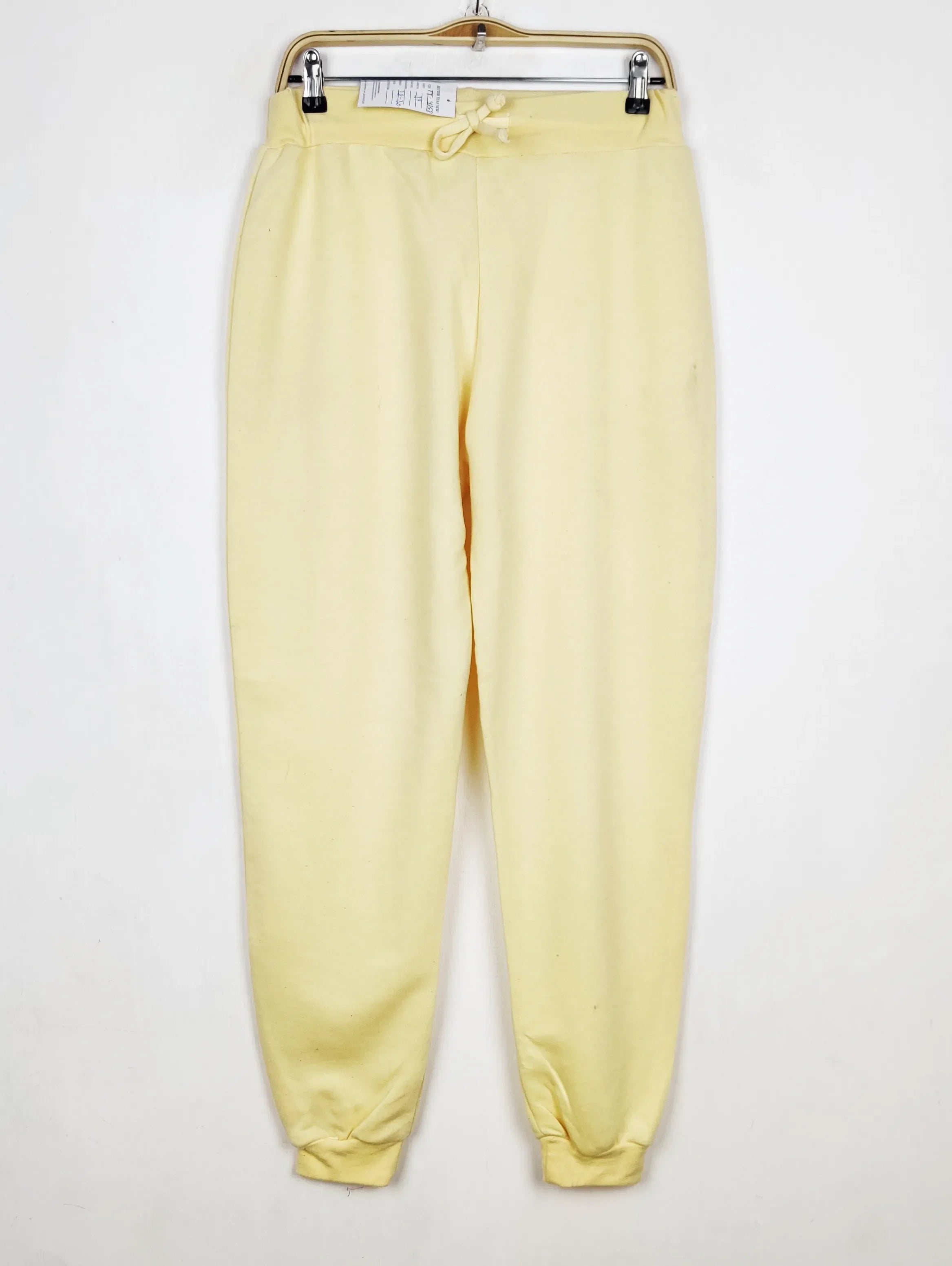 Buy online pre-used pre-loved 100% authentic & Original branded Prettylittlething (TT-4358) available in Pakistan. Top international brands avilable.