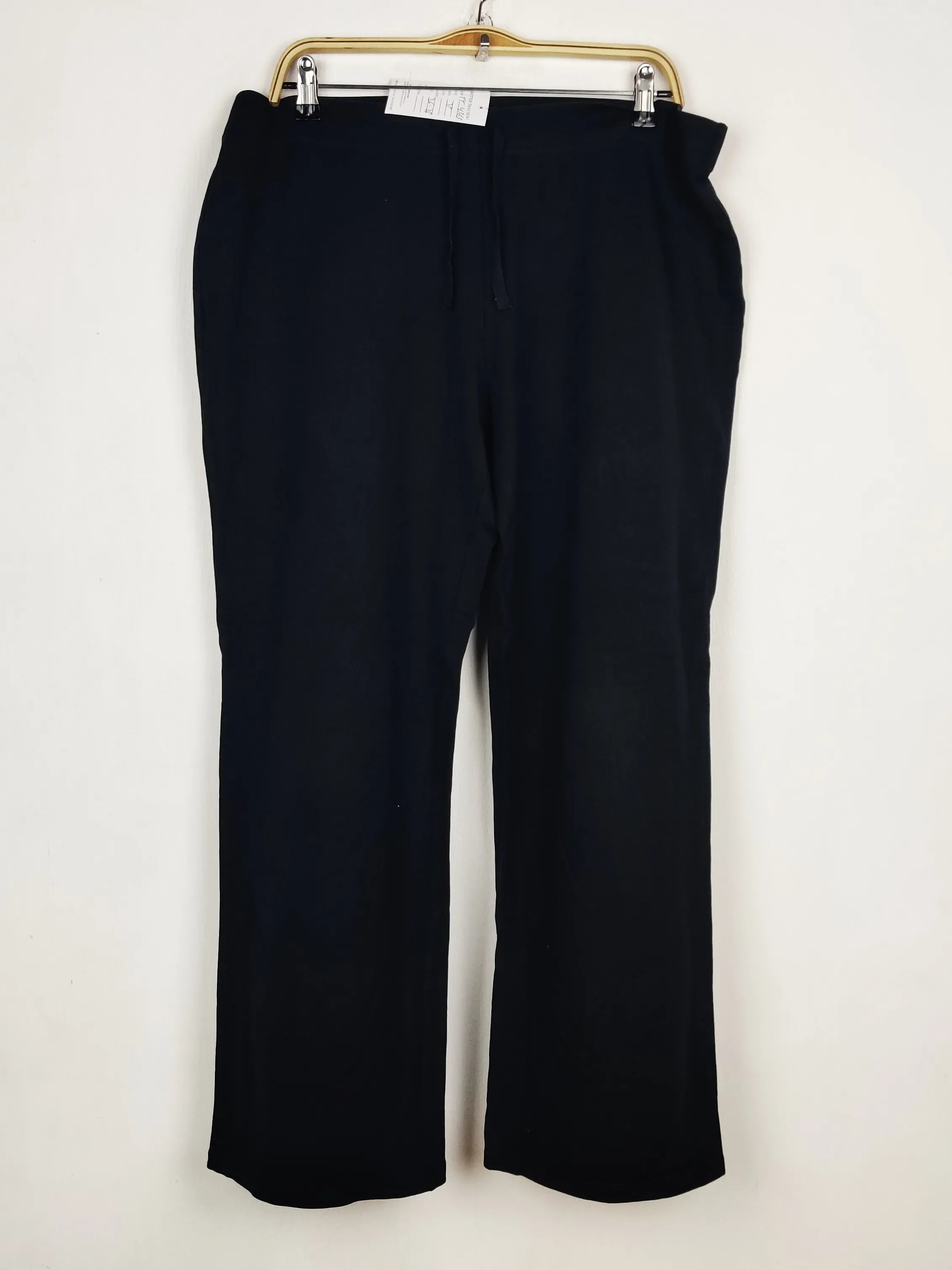 Buy online pre-used pre-loved 100% authentic & Original branded Marks & Spencer (TT-4363) available in Pakistan. Top international brands avilable.