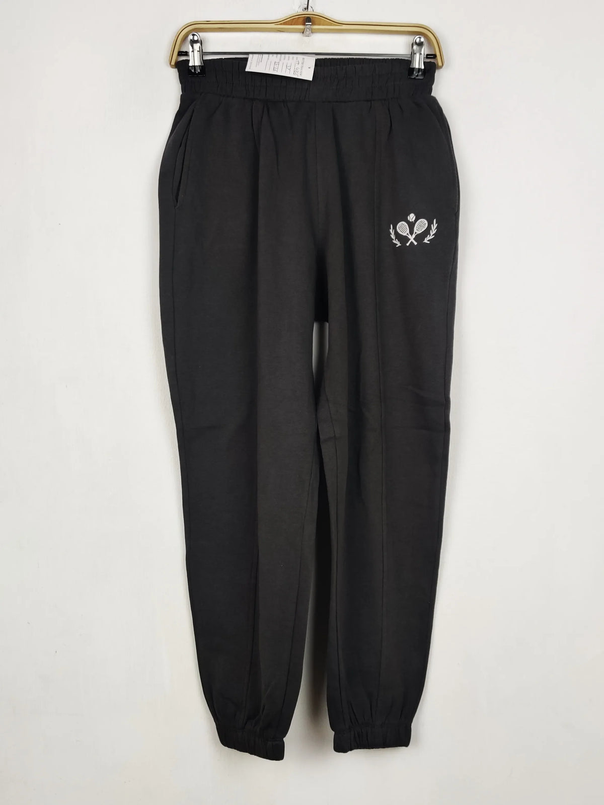Buy online pre-used pre-loved 100% authentic & Original branded H&M (TT-4365) available in Pakistan. Top international brands avilable.