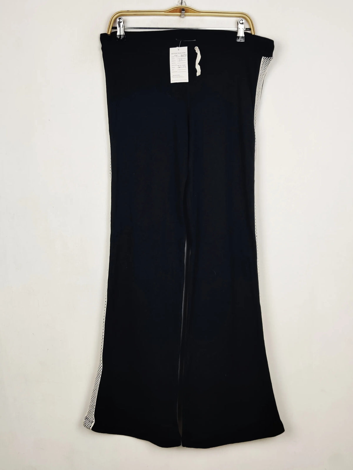 Buy online pre-used pre-loved 100% authentic & Original branded Dorothy Perkins (TT-4374) available in Pakistan. Top international brands avilable.