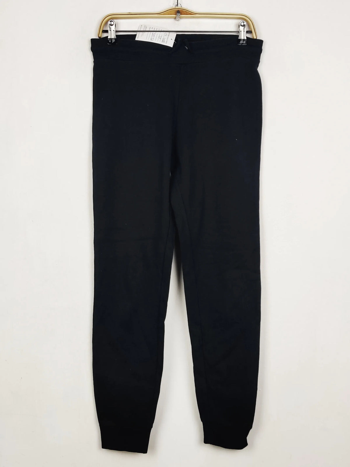 Buy online pre-used pre-loved 100% authentic & Original branded Primark (TT-4381) available in Pakistan. Top international brands avilable.