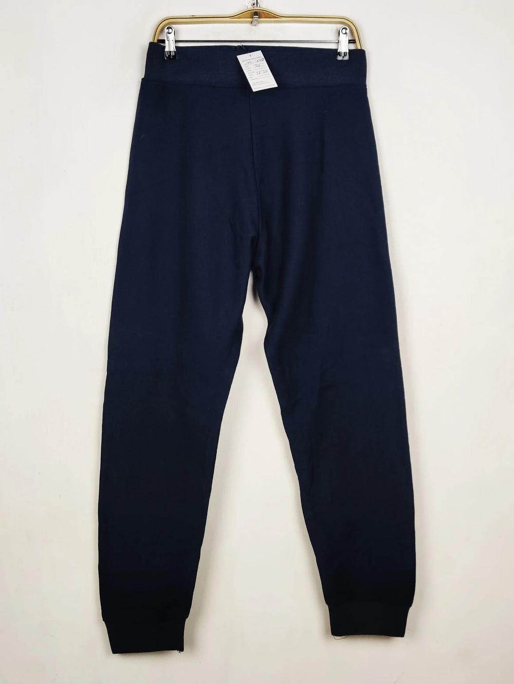 Buy online pre-used pre-loved 100% authentic & Original branded Unknown Brand (TT-4382) available in Pakistan. Top international brands avilable.