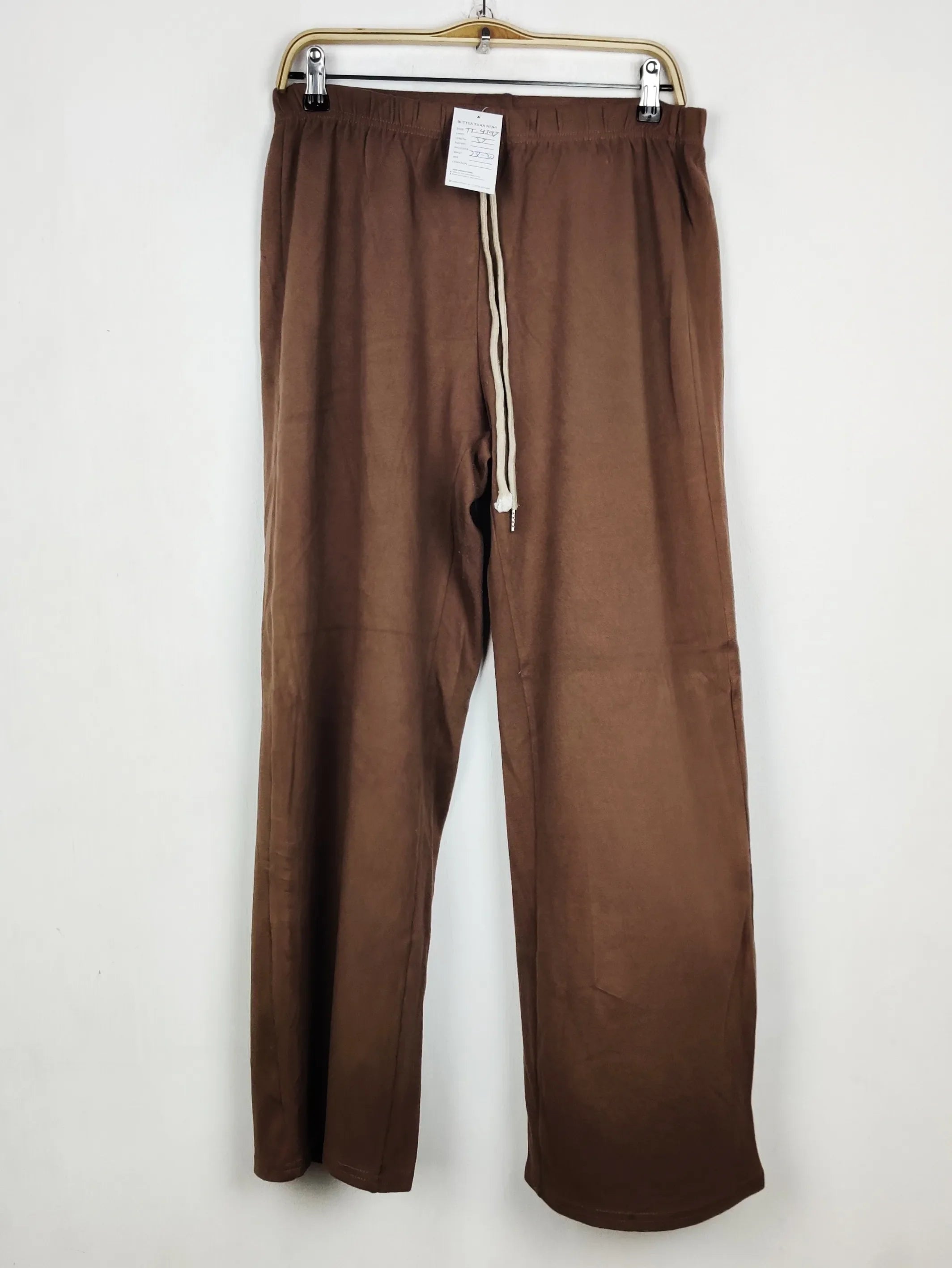 Buy online pre-used pre-loved 100% authentic & Original branded Unknown Brand (TT-4397) available in Pakistan. Top international brands avilable.