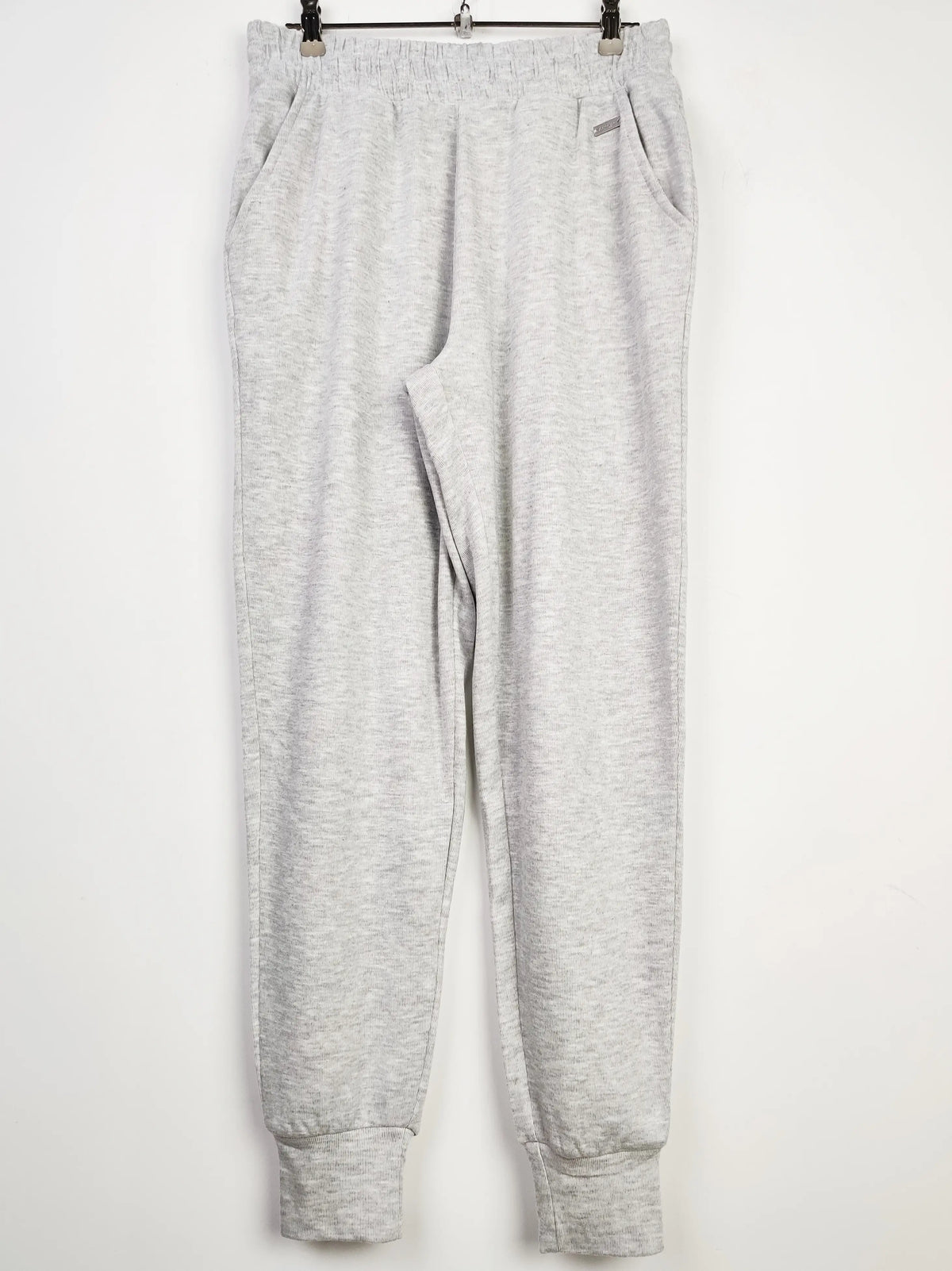 F&F (TT-555)