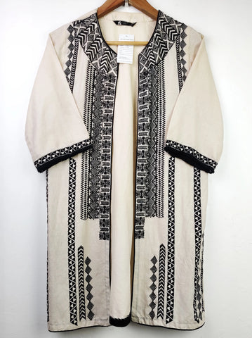 Buy online pre-used pre-loved 100% authentic & Original branded Nishat Linen (WBK-01) available in Pakistan. Top international brands avilable.