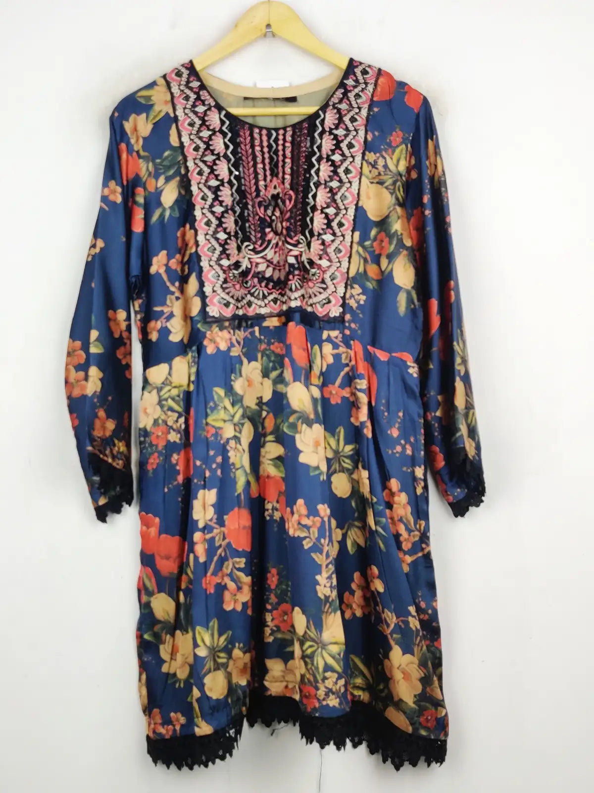 Buy online pre-used pre-loved 100% authentic & Original branded Nk Design (WBK-1045) available in Pakistan. Top international brands avilable.